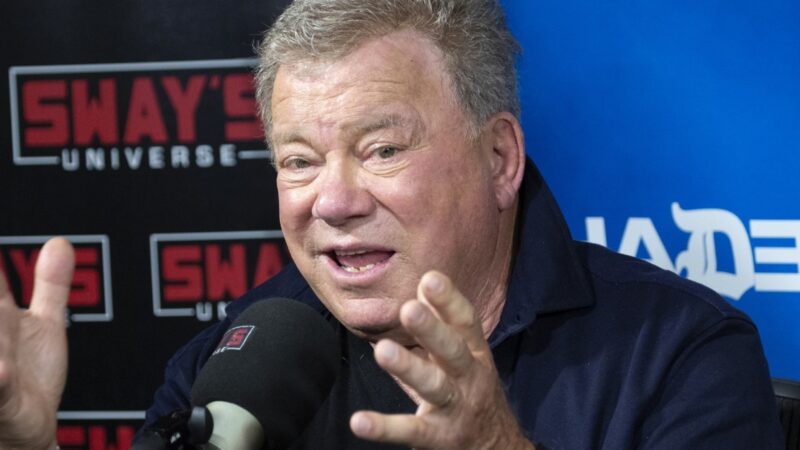 Twilight Zone : Découvrez qui jouait la femme de William Shatner dans cet épisode emblématique.