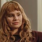 THE SUN NEVER SETS, Debby Ryan, 2026. © Independent Film Company /Courtesy Everett Collection