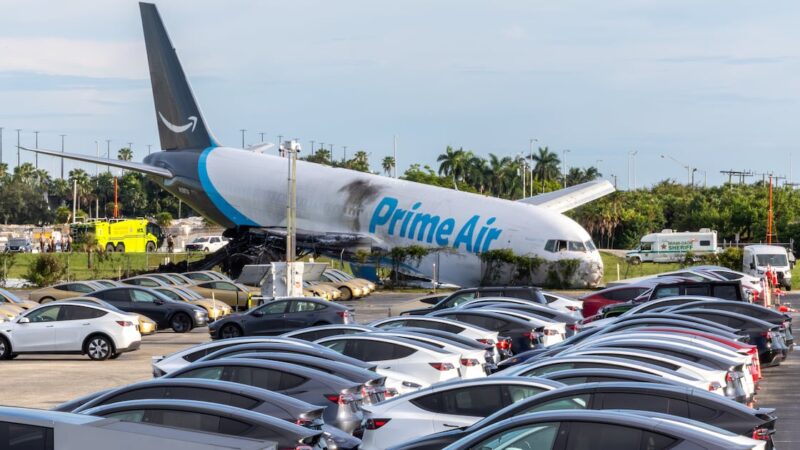 Five Dead : Ce que l’on sait de l’accident de l’avion de fret Amazon à Miami.