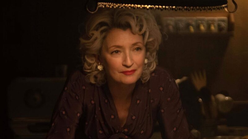 Lesley Manville : Le thriller de vengeance ‘Unforgettable’ bientôt retiré de Netflix, voici ce que l’on sait.