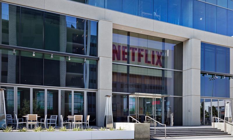Netflix : Analyse des performances boursières avant le 20 octobre, ce que révèle le marché.