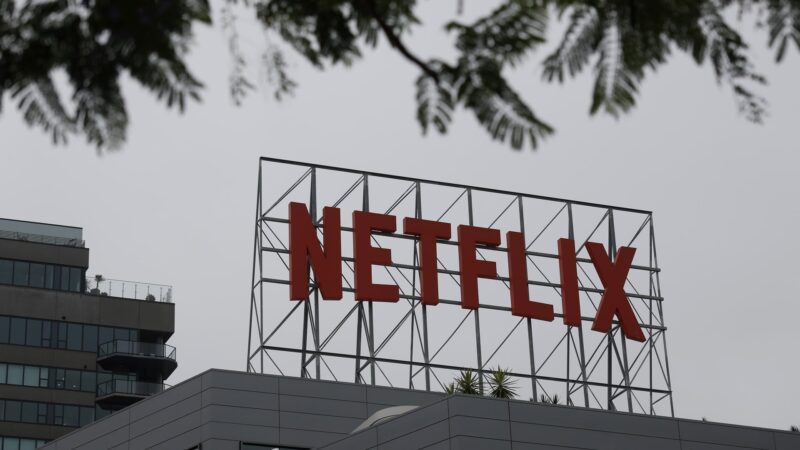 Netflix : Les prévisions de Wells Fargo sur son retour en forme, ce que cela signifie.