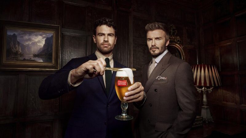 The Gentlemen : Ce que révèle la collaboration de Stella Artois avec Netflix.