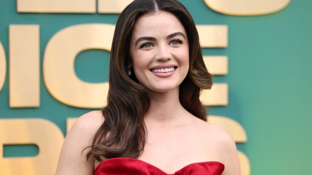 Scarlett Holmes : Tout ce que l’on sait sur la série limitée avec Lucy Hale.